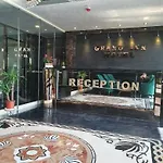 Grand Hotel